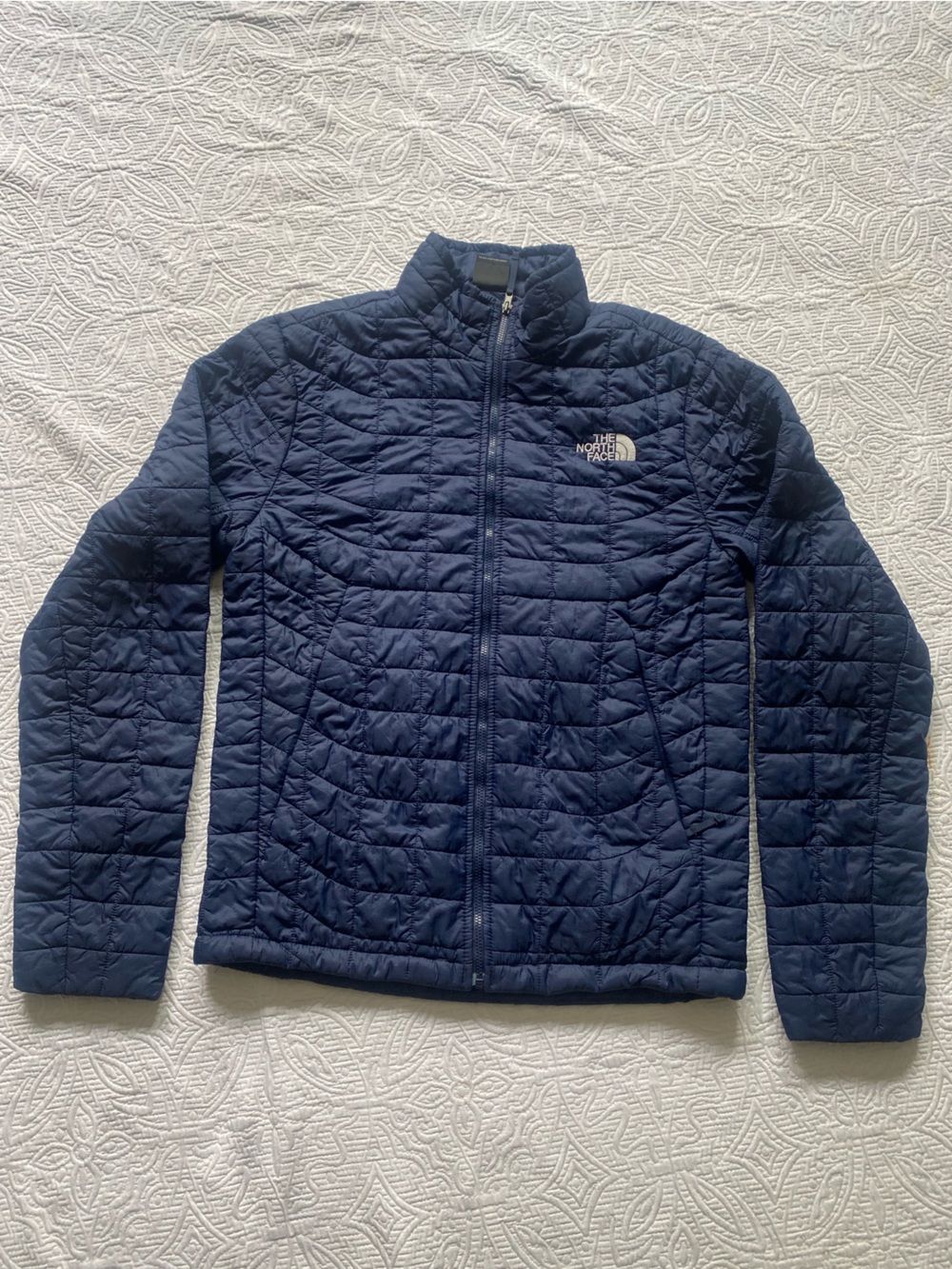 The North Face Men’s Quilted Navy Blue Packable Puffer Jacket